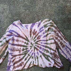 Tie-Dye Long Sleeve Top